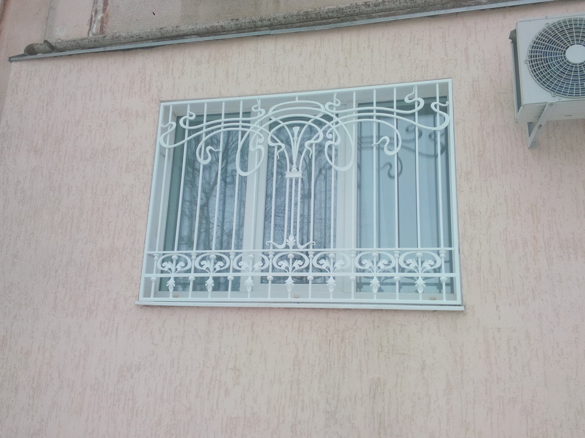 Forged grates for windows